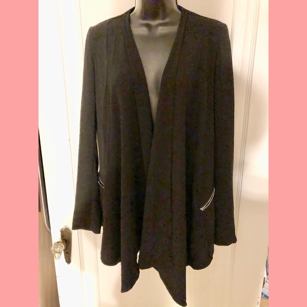 Women’s waterfall blazer
